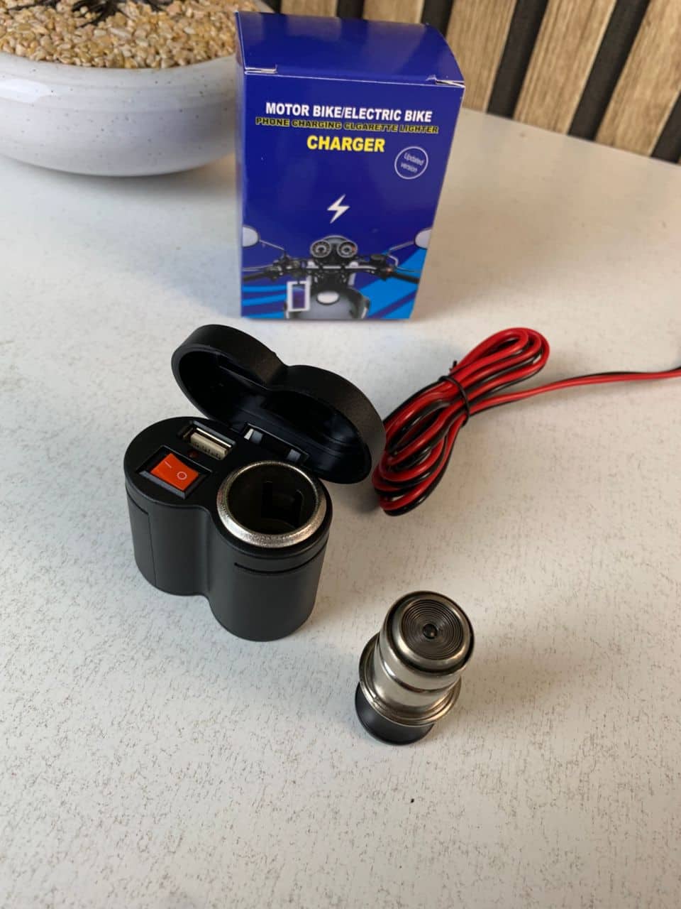 Chargeur USB 12 V pour guidon de moto avec prise allume-cig–are – مقبس طاقة لدرجات النارية - Accessoires Auto/Moto - صورة 10