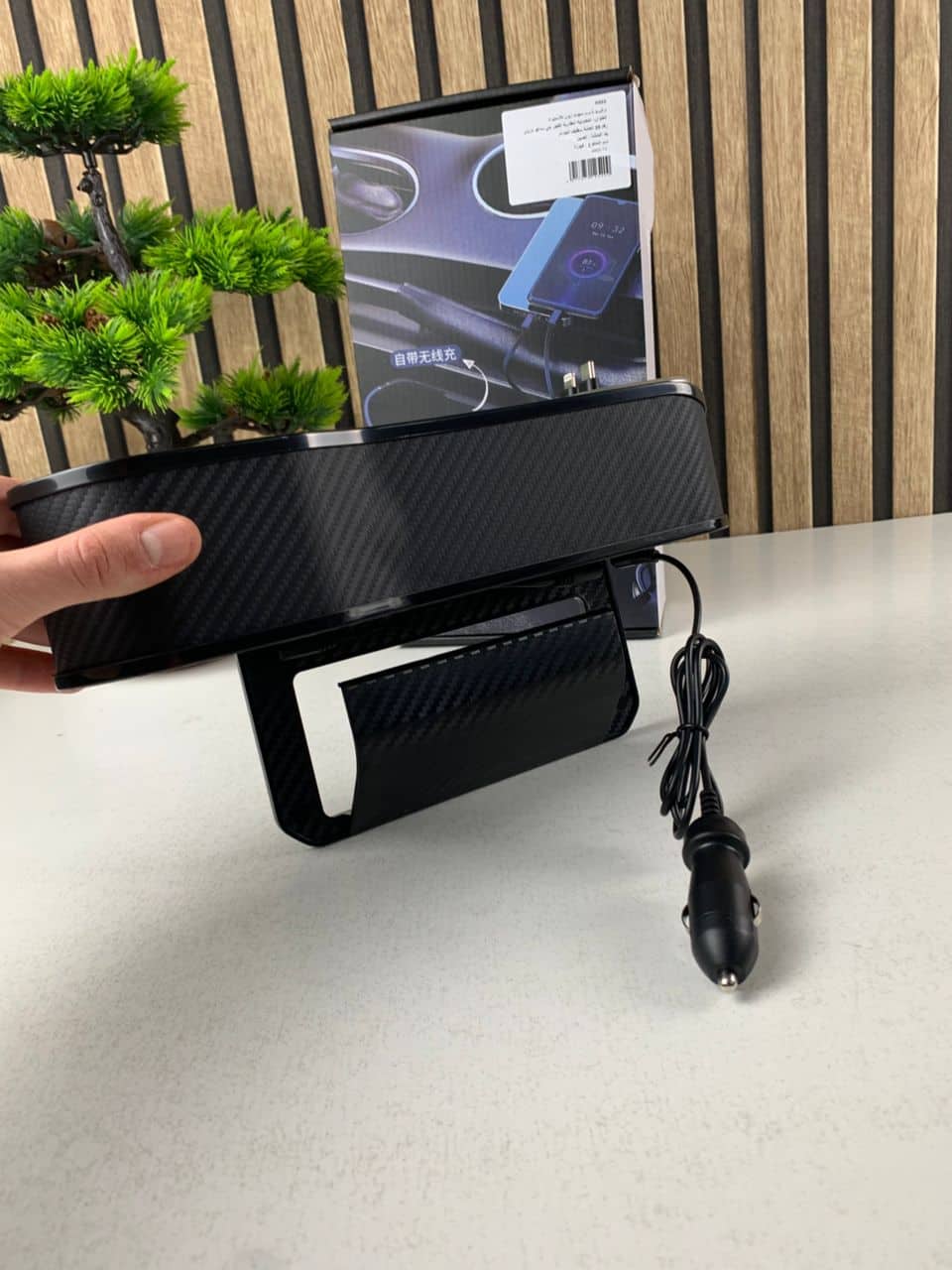 Organisateur 5 en 1 pour siège auto avec chargeur sans fil et 2 câbles télescopiques - Accessoires Auto/Moto - صورة 10