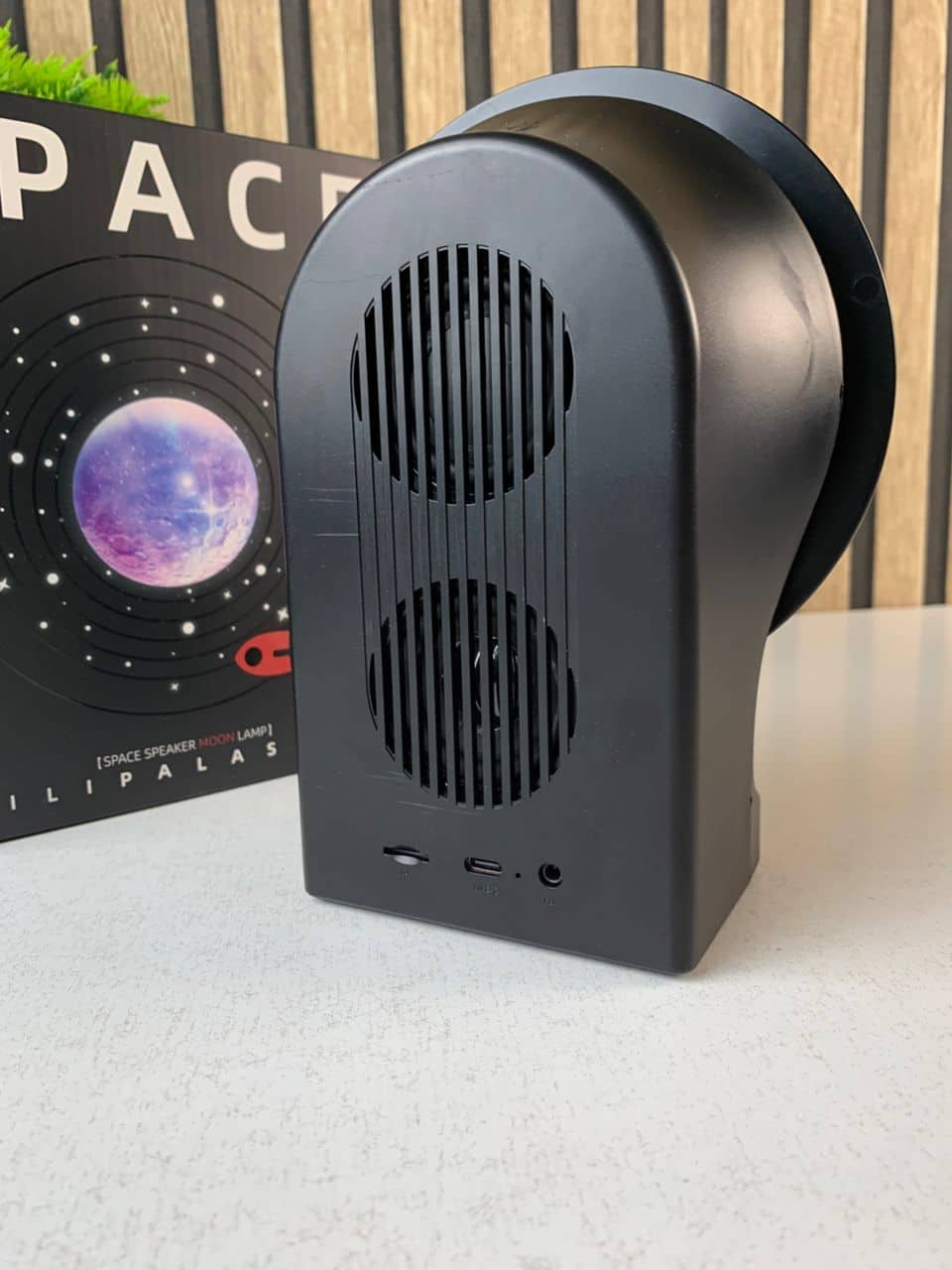 Haut Parleur Bluetooth avec lampe lunaire LED 3D à 7 couleurs réglables – مكبر صوت بلوتوث - Électronique - صورة 9