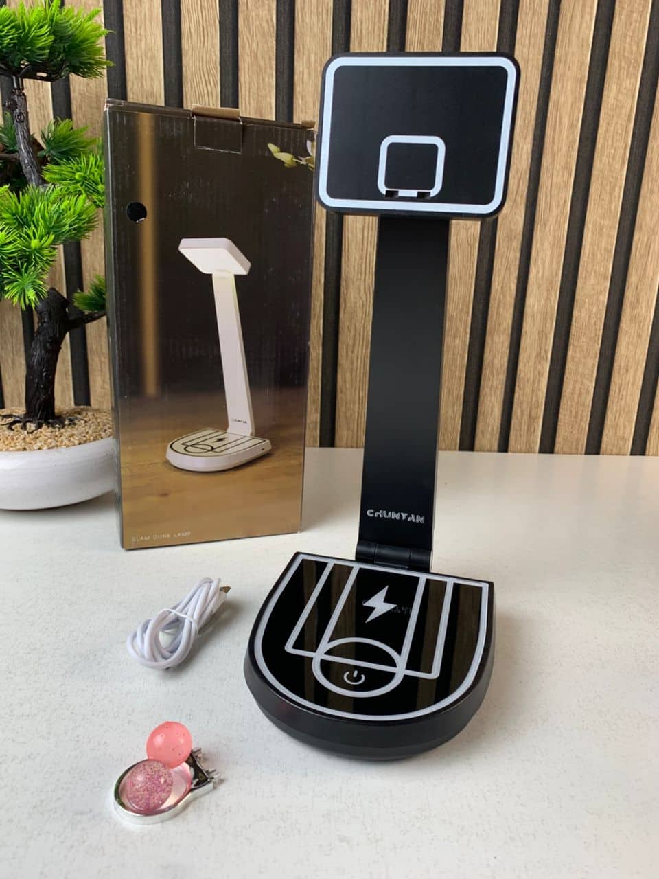 Lampe de bureau et chargeur de téléphone portable sans fil 15 W – مصباح مكتب وشاحن لاسلكي - Électronique - صورة 7