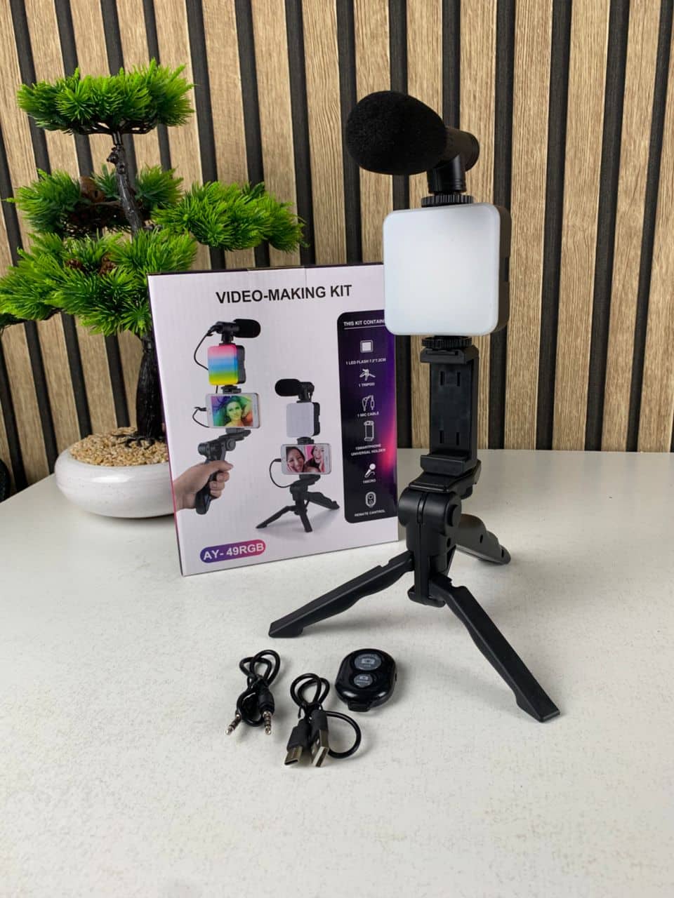 Kit de Vlogging pour smartphone et appareil photo avec microphone et LED RGB - Électronique - صورة 7