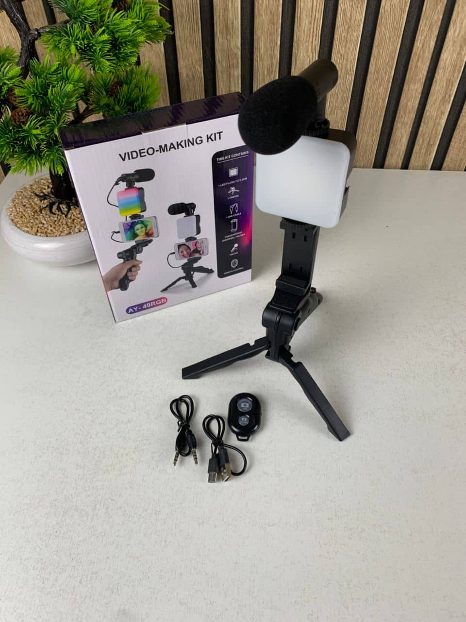 Kit de Vlogging pour smartphone et appareil photo avec microphone et LED RGB - Électronique - صورة 8