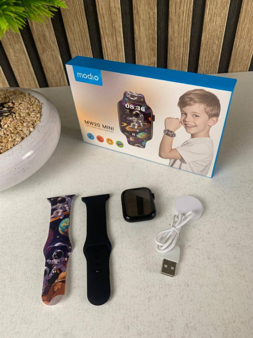 Smartwatch Modio MW20 Mini pour filles et garçons avec 2 bracelets – ساعة ذكية للأطفال - Électronique - صورة 7