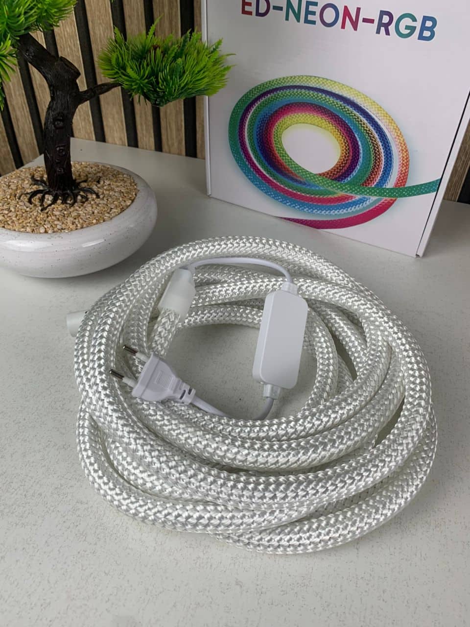 Bande LED Néon RGB motif réticulaire rond à 360 degrés flexible – شريط إضاءة ملونة - Électronique - صورة 8