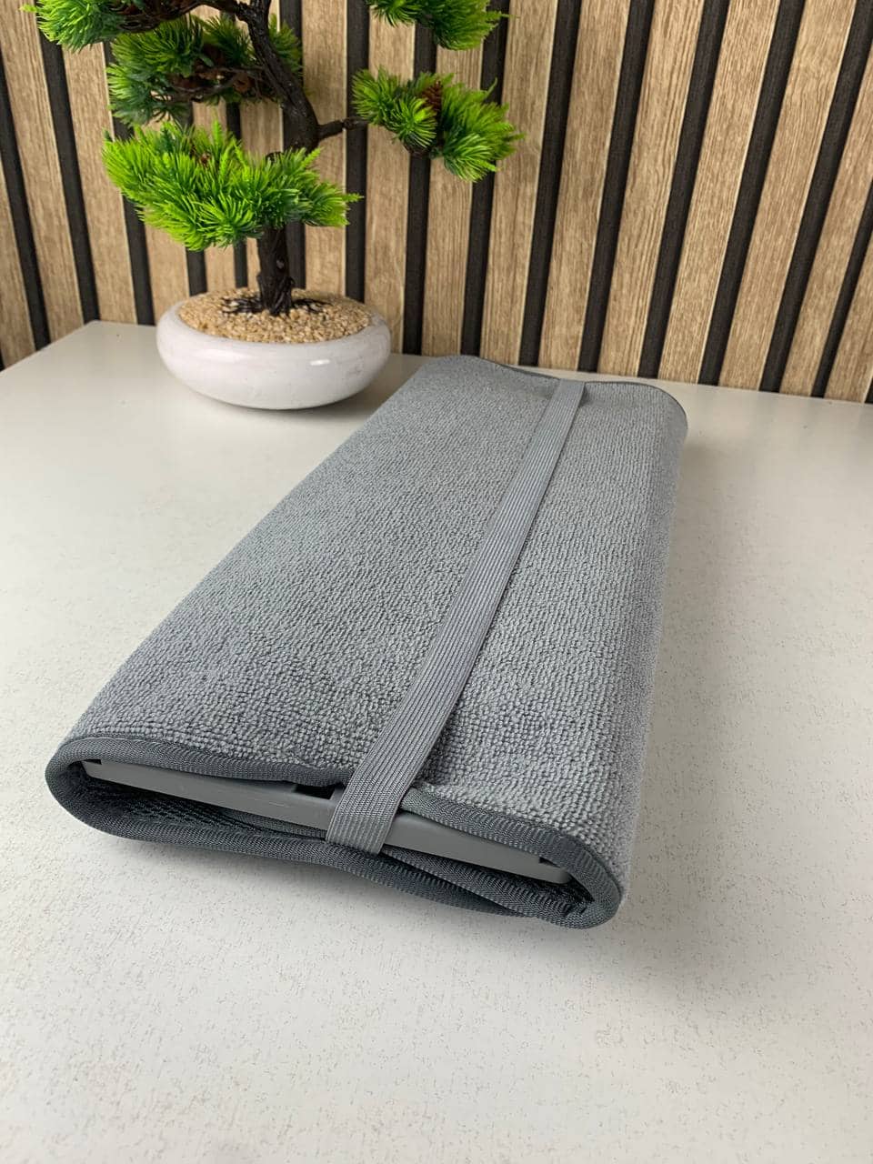 Serviette absorbant en fibres microscopiques avec une base amovible pour vaisselles – منشفة تنشيف و تجفيف الأواني - Cuisine - صورة 10