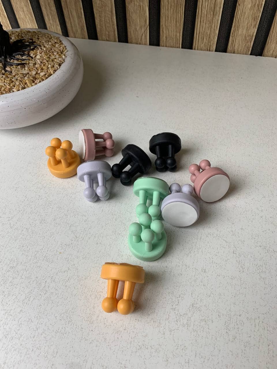 Ensemble de 10 attaches en silicone à fixer au mur multifonctionnels – طقم تثبيت أغراض على الحائط - Divers - صورة 7