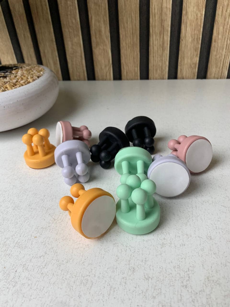 Ensemble de 10 attaches en silicone à fixer au mur multifonctionnels – طقم تثبيت أغراض على الحائط - Divers - صورة 8