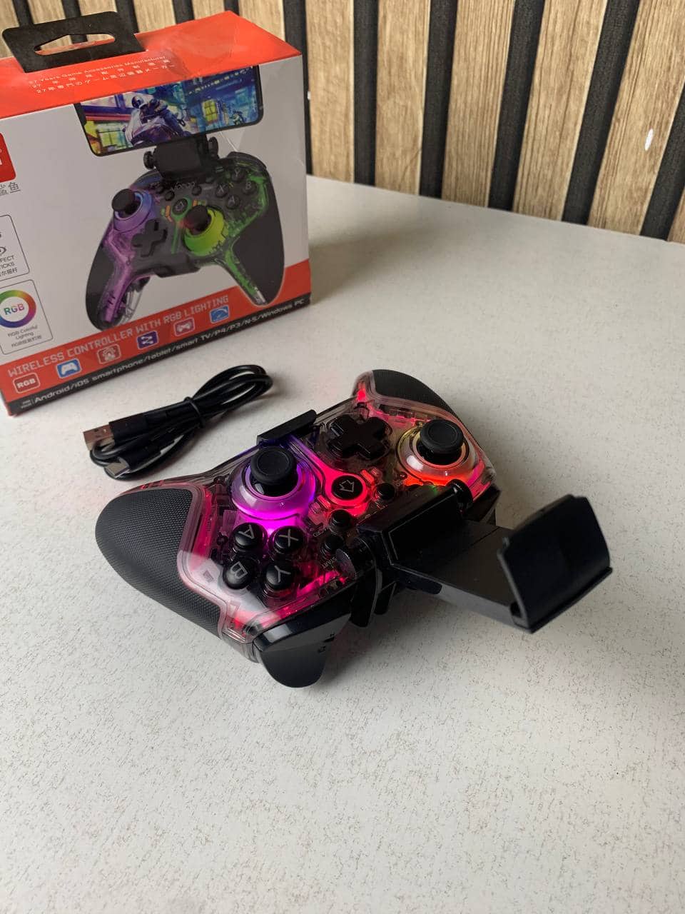Manette de jeu sans fil IPEGA PG-9666TH avec poignets lumineux RGB - يد تحكم لاسلكية - Jouet & Gaming - صورة 12