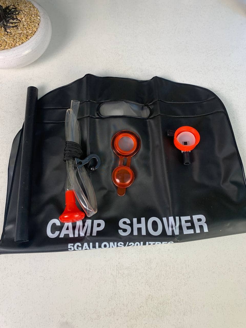 Sac de douche solaire avec pommeau de douche interchangeable 20L - حقيبة الاستحمام الشمسية المحمولة سعة 20 لتر - Camping et Randonnée - صورة 10