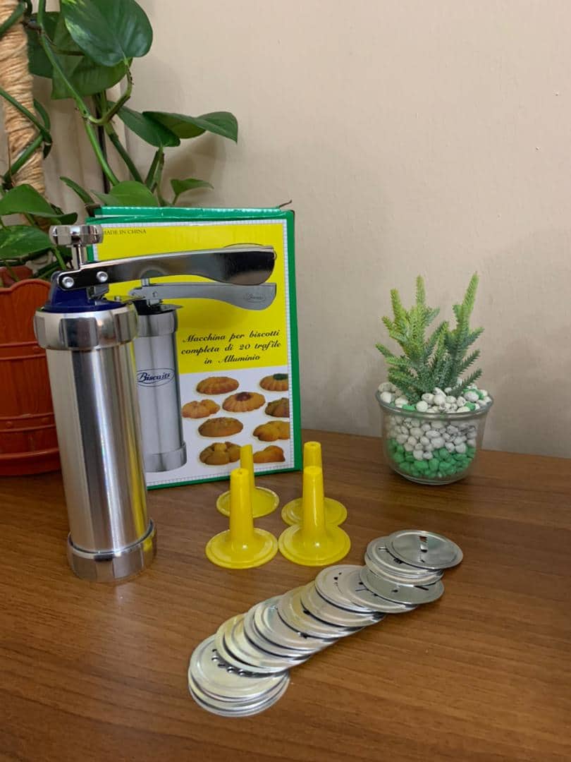 Machine à Biscuit Avec 14 Moules - Cuisine - صورة 8