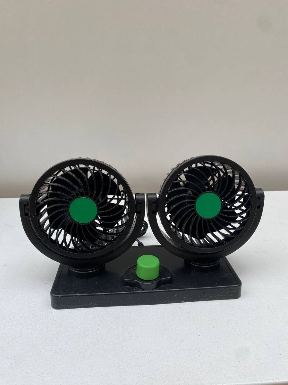 Double Ventilateur électrique pour voiture 2 vitesses rotatif à 360 degrés - Accessoires Auto/Moto - صورة 7