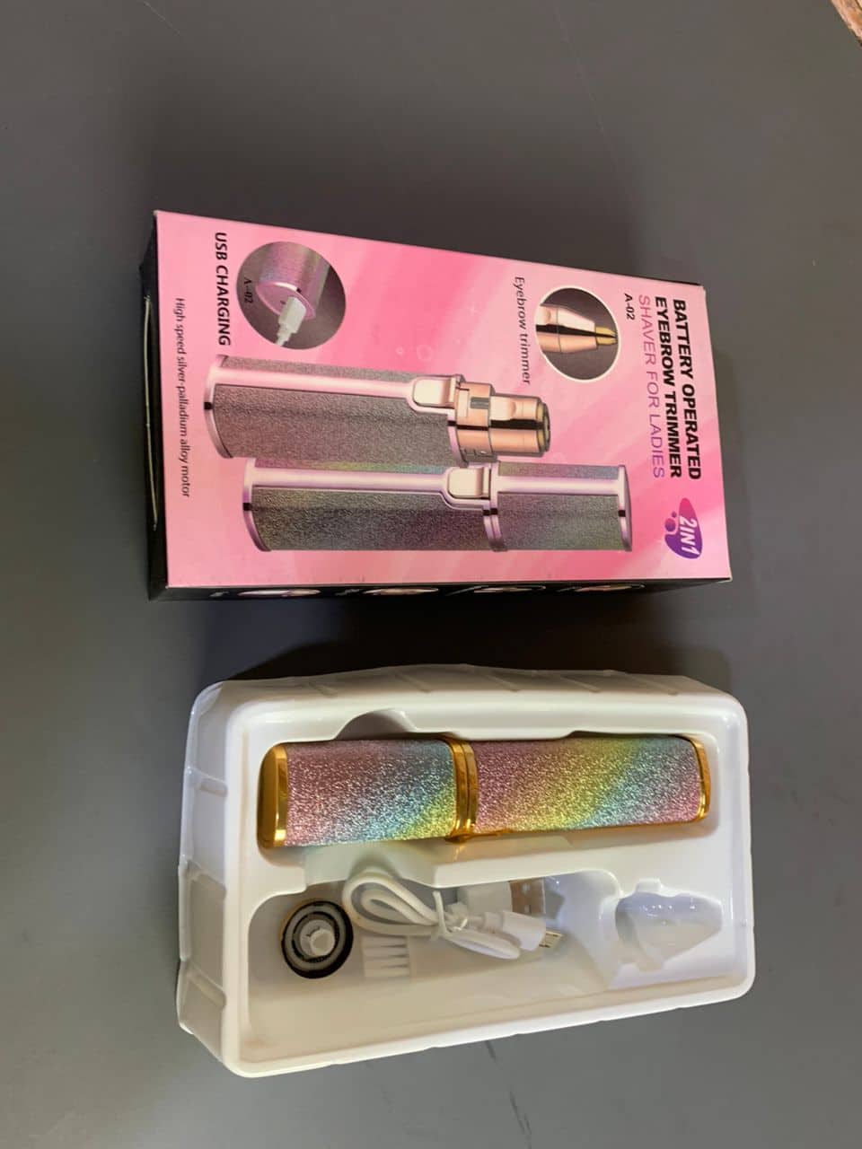 Rasoir électrique 2 en 1 pour femmes Rechargeable épilateur Facial sans douleur - Soins et Beauté - صورة 11
