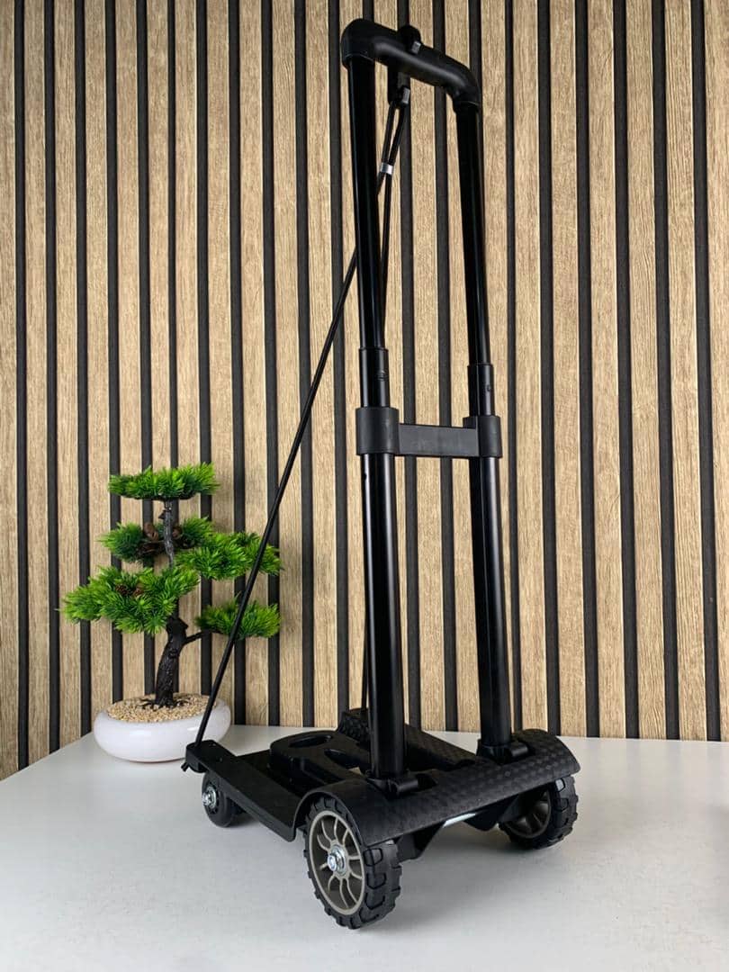 Chariot de manutention pliable et léger à 2 roues avec cordes élastiques – عربة خفيفة الوزن وقابلة للطي ذات عجلتين مع حبال مرنة — معاينة 9