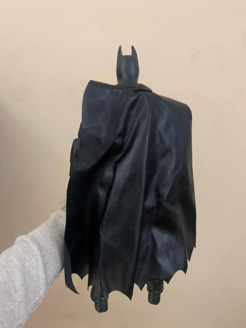 Figurine Géante Batman 30 cm en PVC Le Chevalier Noir à Collectionner — معاينة 6