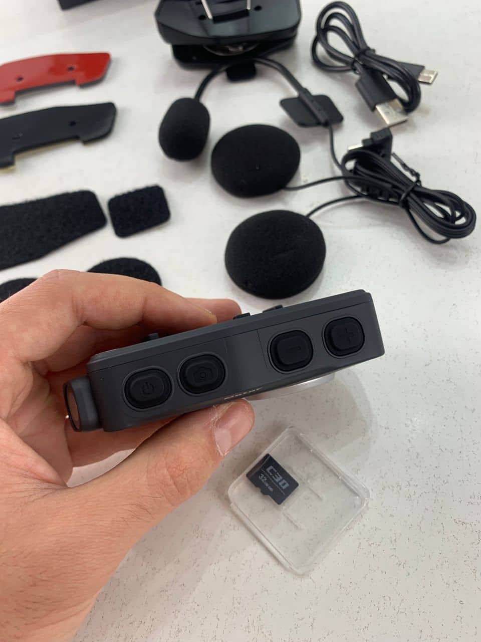 Oreillette Bluetooth pour Casque Moto avec Camera Full HD App Control – سماعات سائقي دراجة النارية مع كاميرة مدمجة — معاينة 14