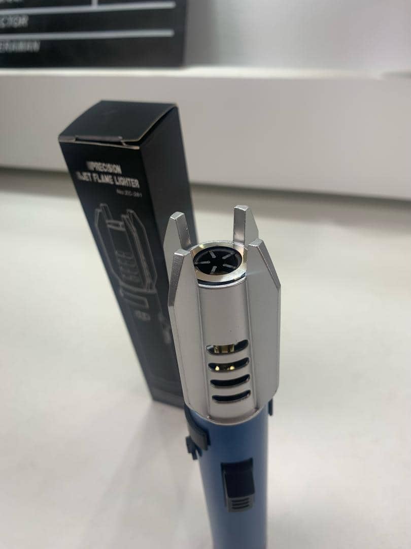 Briquet à flamme droite très puissant coupe-vent – موقد نار محمول — معاينة 8
