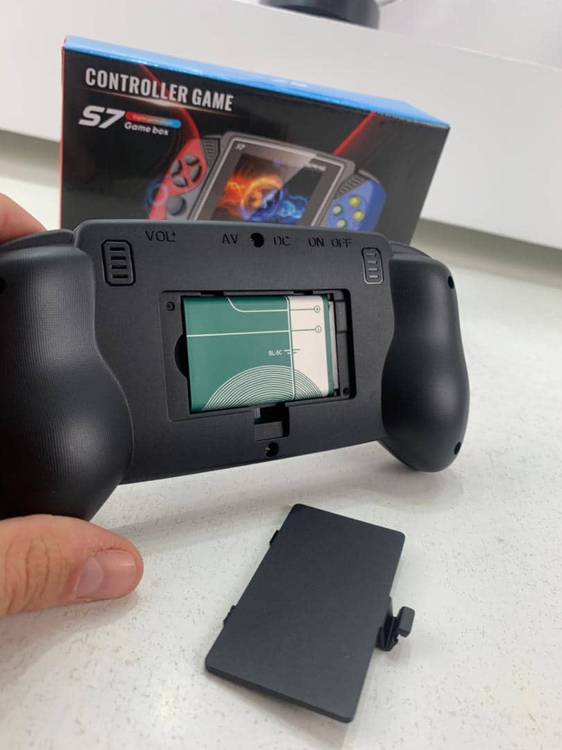 Sup Game Box S7 400 en 1 avec Batterie intégrée et sortie TV – جهاز ألعاب كلاسكية — معاينة 11