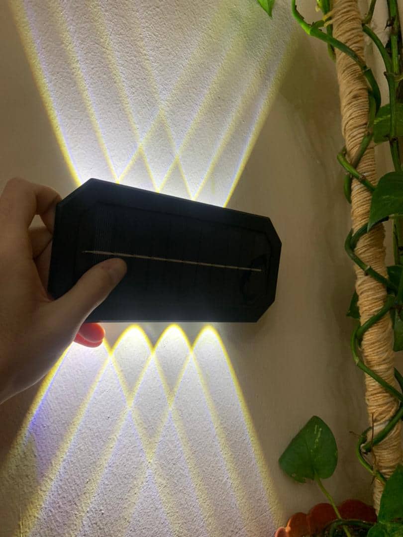 Lampe Solaire Murale 8LED avec Détection de Mouvement Auto 1Pcs — معاينة 5