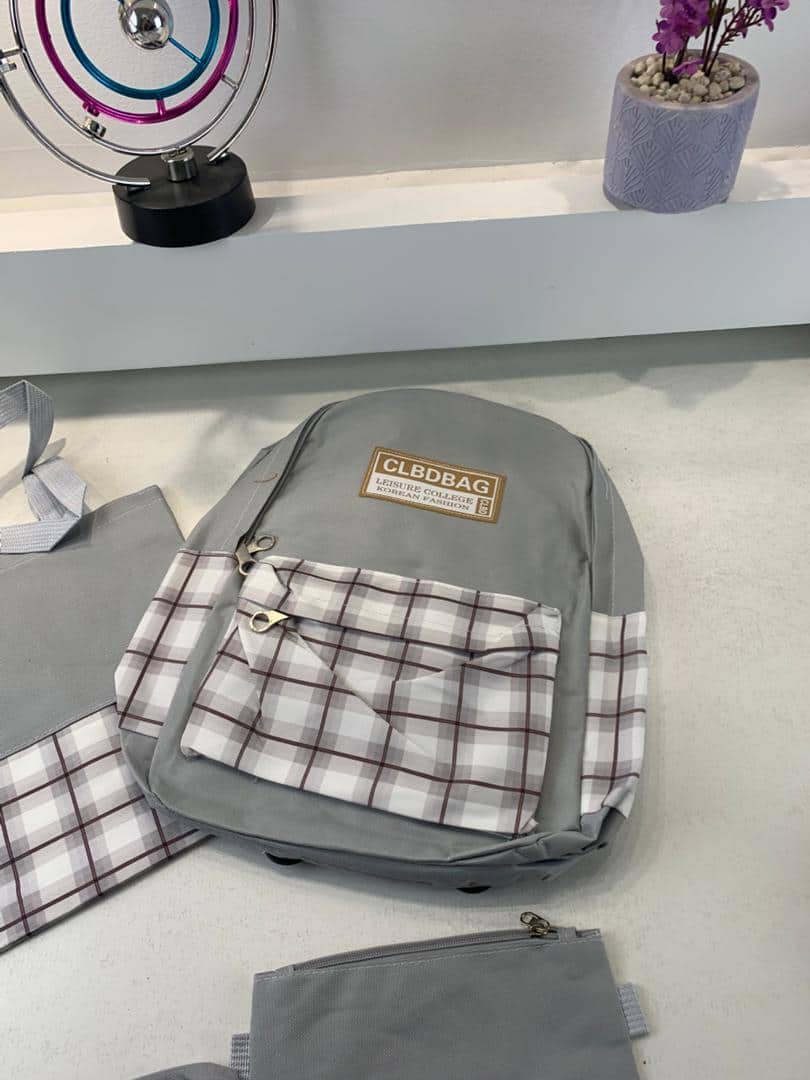 Ensemble de sacs d’école Kawai pour adolescents 4Pcs CLBD V4 Gris – محفظة 4 قطع كاواي رمادي — معاينة 5
