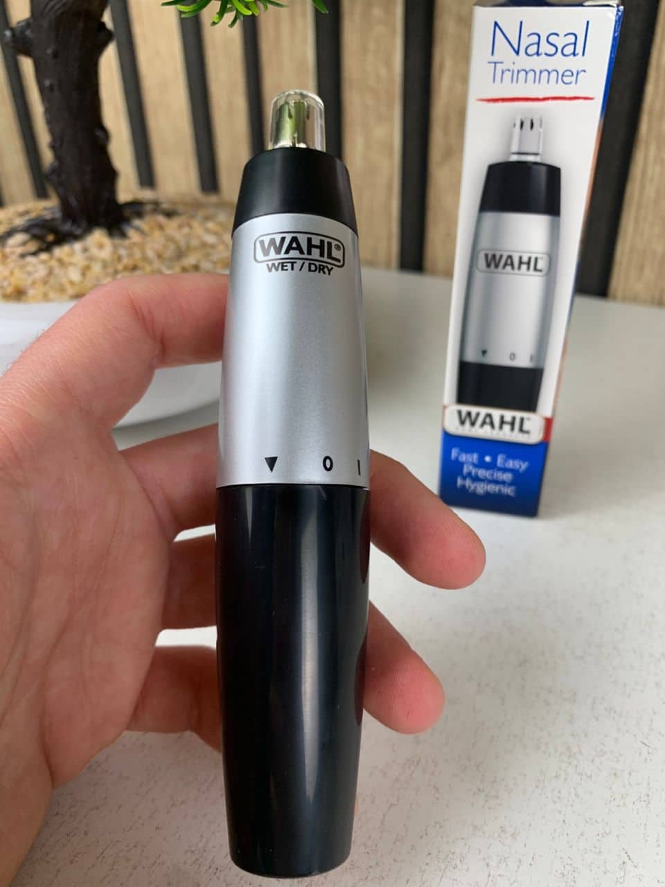 Tendeuse Nasal WAHL Portable pour homme – آلة إزالة شعر الأنف — معاينة 8