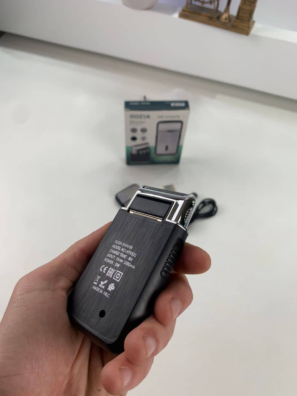 Rasoir Électrique Portable Rozia – ماكينة حلاقة كهربائية محمولة — معاينة 11