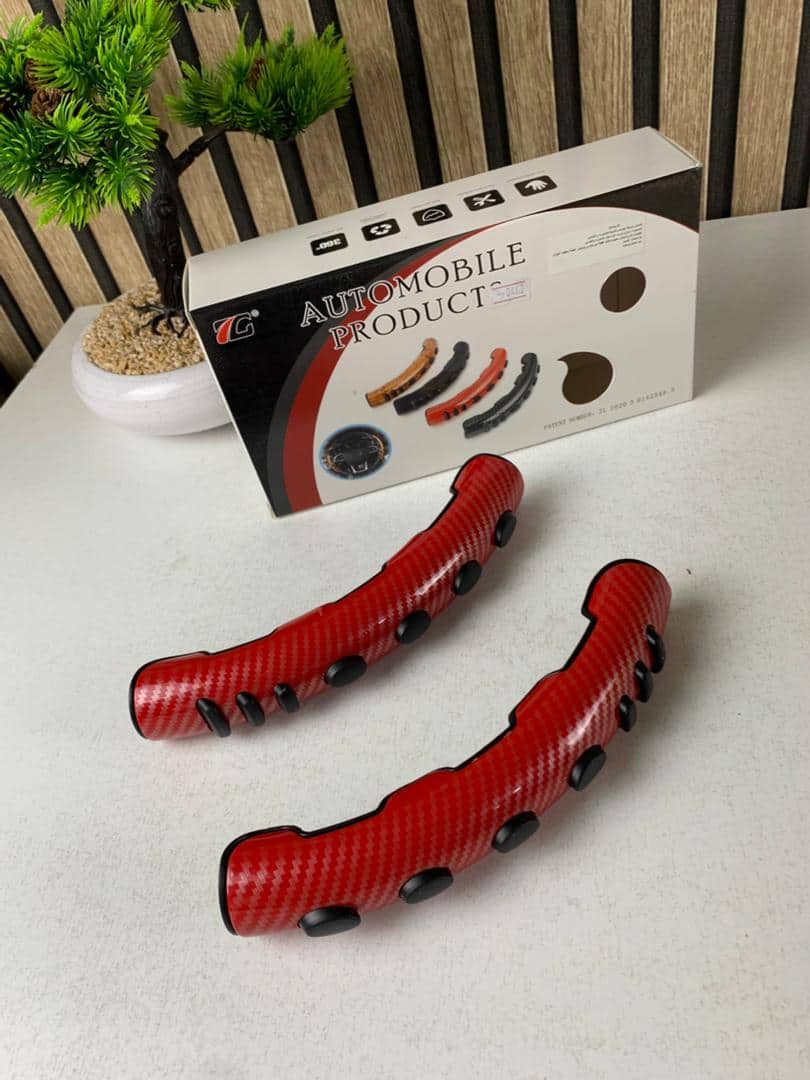 Couvre de volant antidérapantes en carbone perforé taille universelles – غطاء عجلة القيادة — معاينة 7