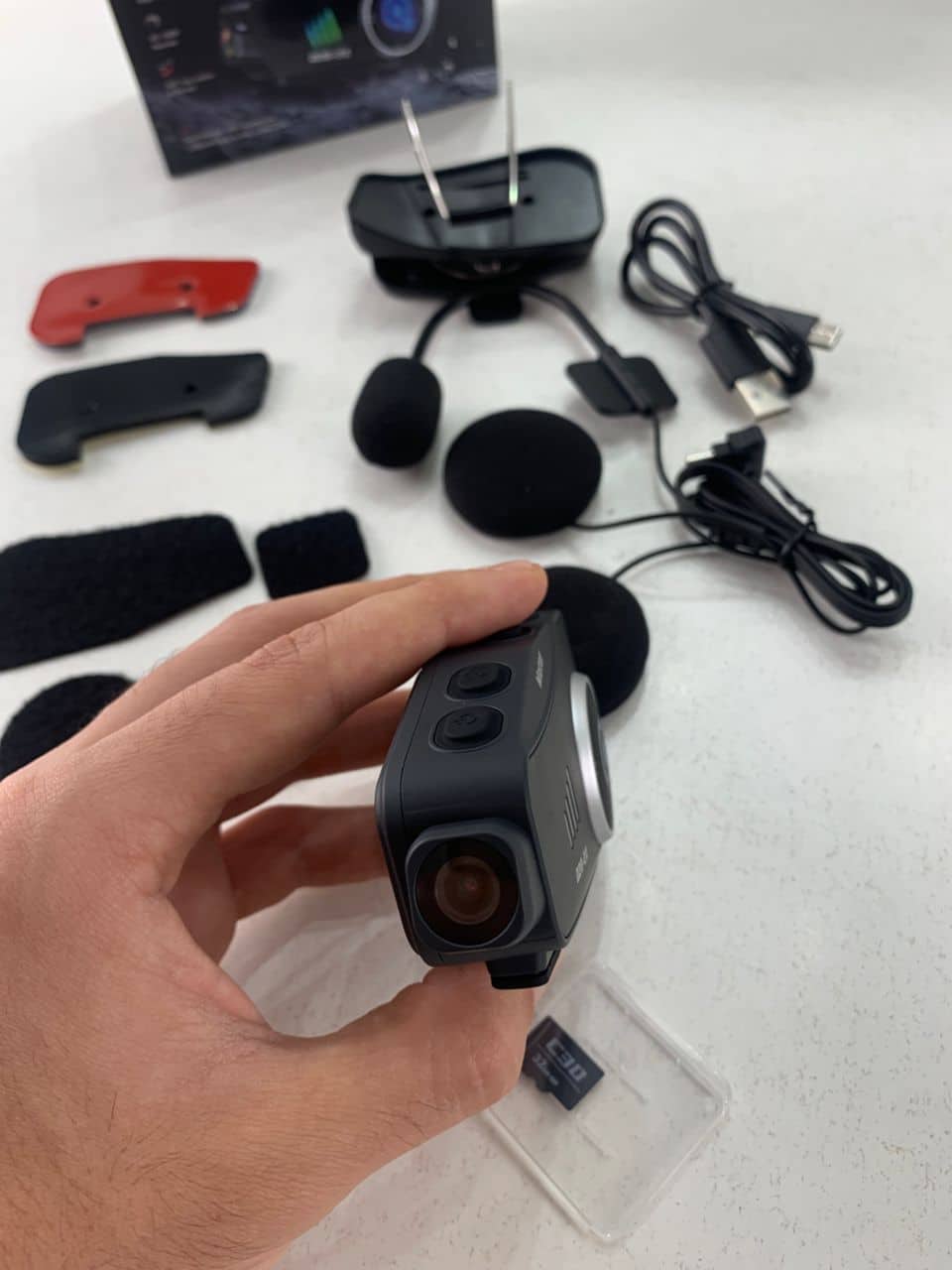Oreillette Bluetooth pour Casque Moto avec Camera Full HD App Control – سماعات سائقي دراجة النارية مع كاميرة مدمجة — معاينة 12