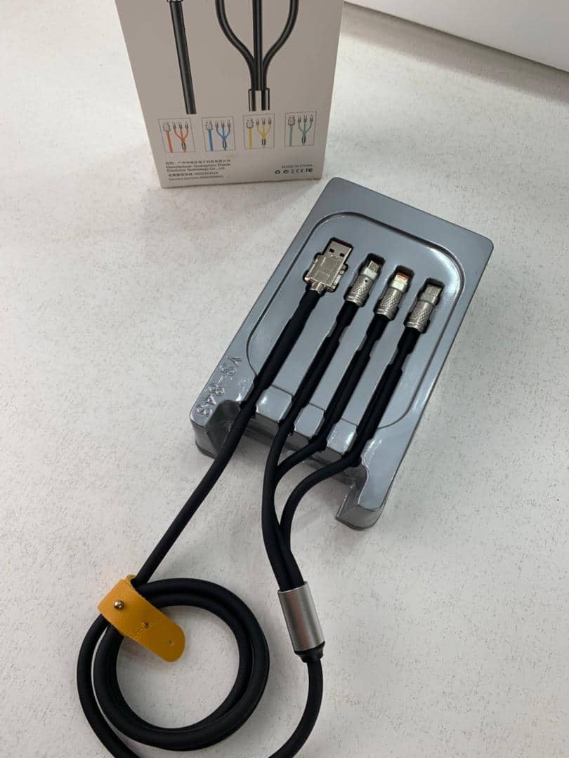 Câble de charge Rapide 3en1 Câble USB de 1.2 m avec 3 connecteurs 100W – كابل شحن سريع — معاينة 10