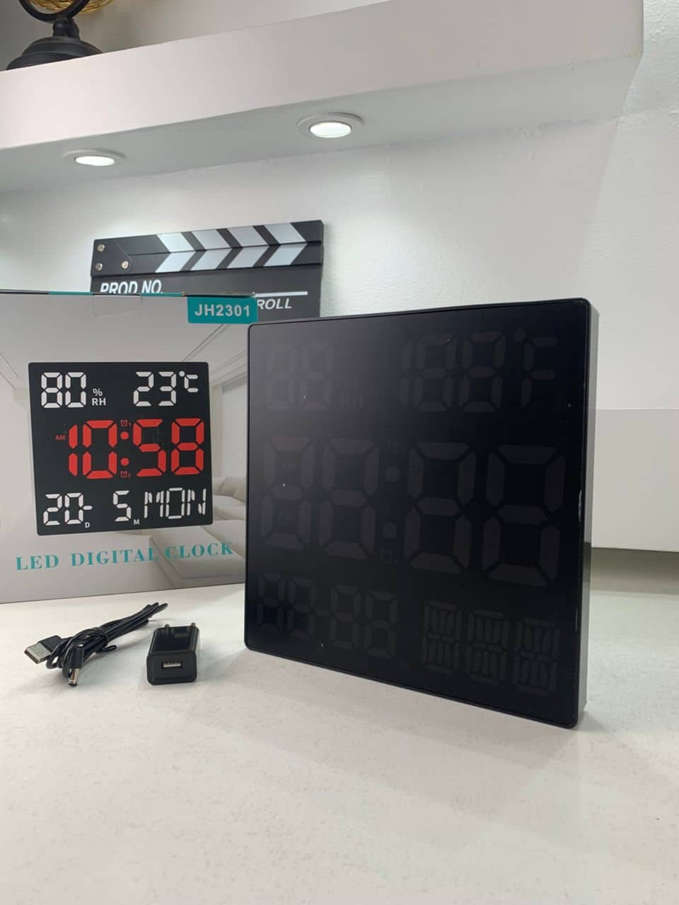 Horloge murale numérique forme carrée grand écran JH2301 – ساعة حائط رقمية — معاينة 6