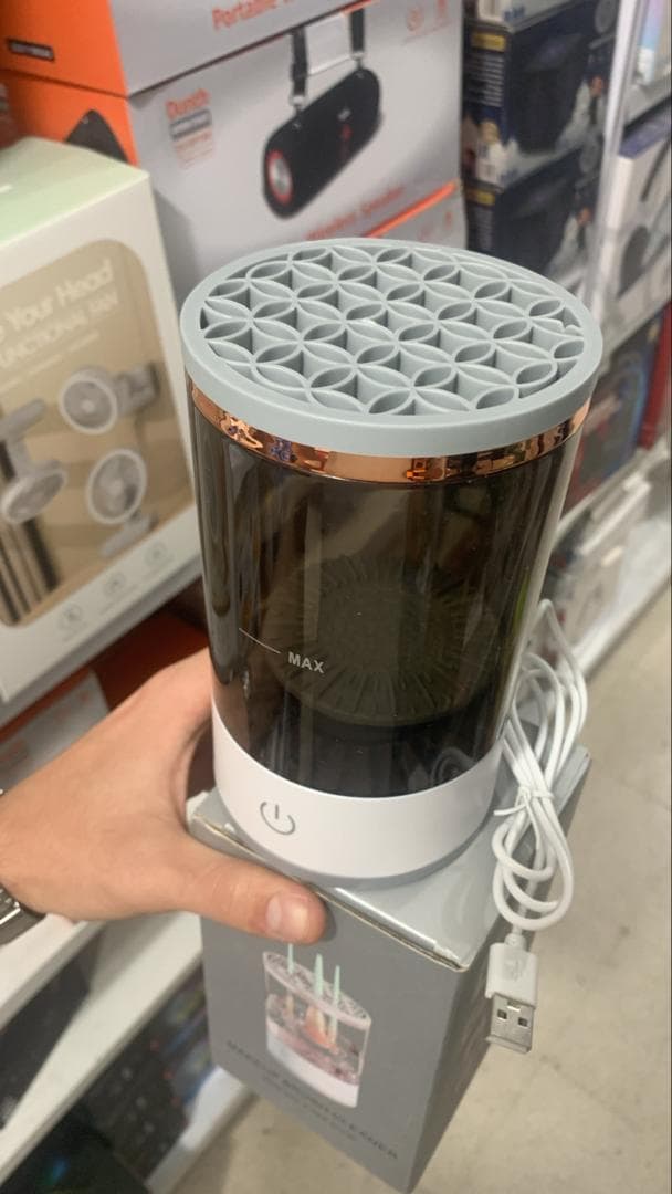Machine de nettoyage de pinceaux maquillage électrique portable 3en1 - منظف ​​ومجفف فرش المكياج الأوتوماتيكي - Soins et Beauté - صورة حقيقية 8