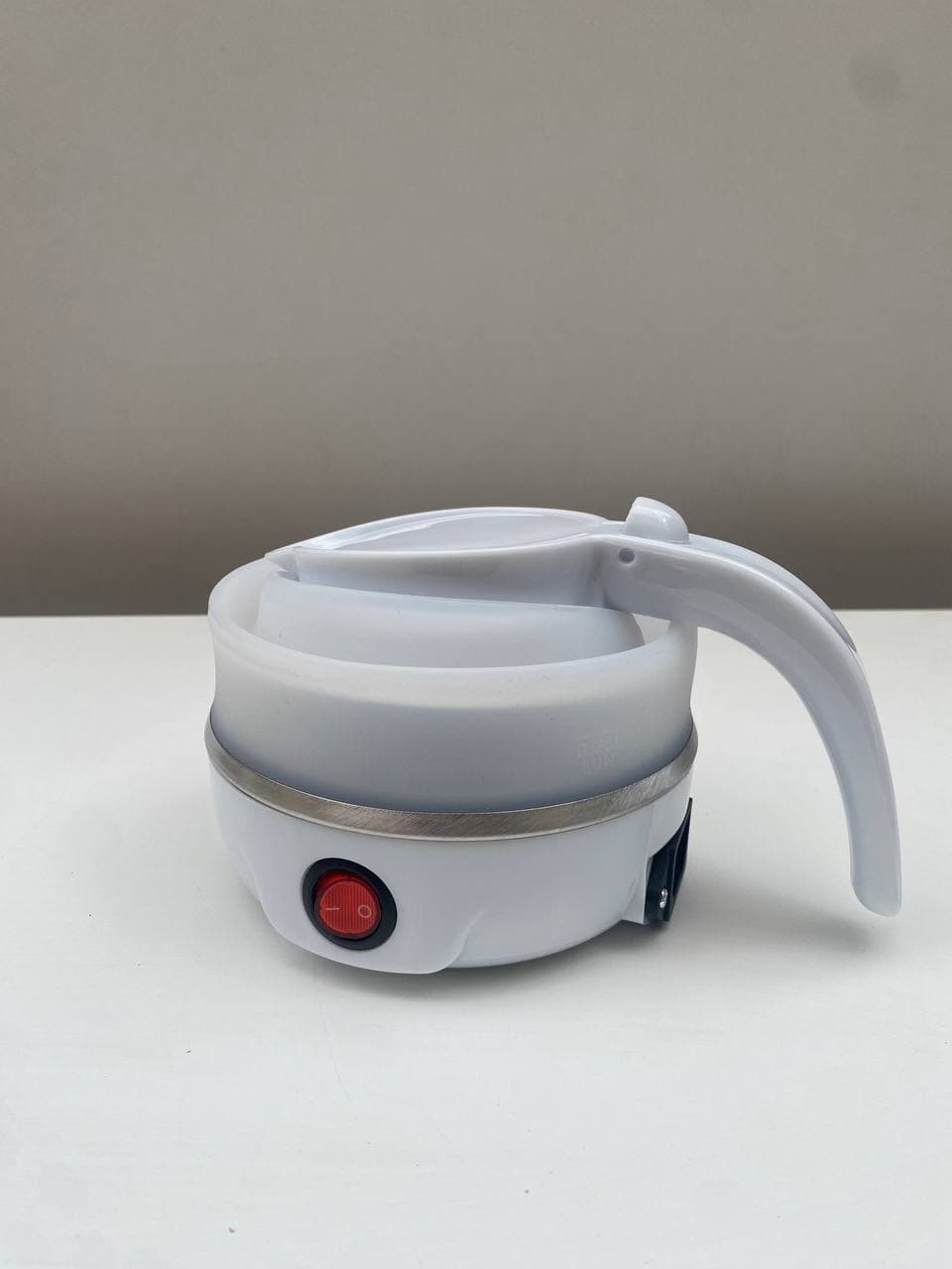 Bouilloire électrique pliable, portable et pliable de voyage – 600 ml - Maison - صورة حقيقية 6
