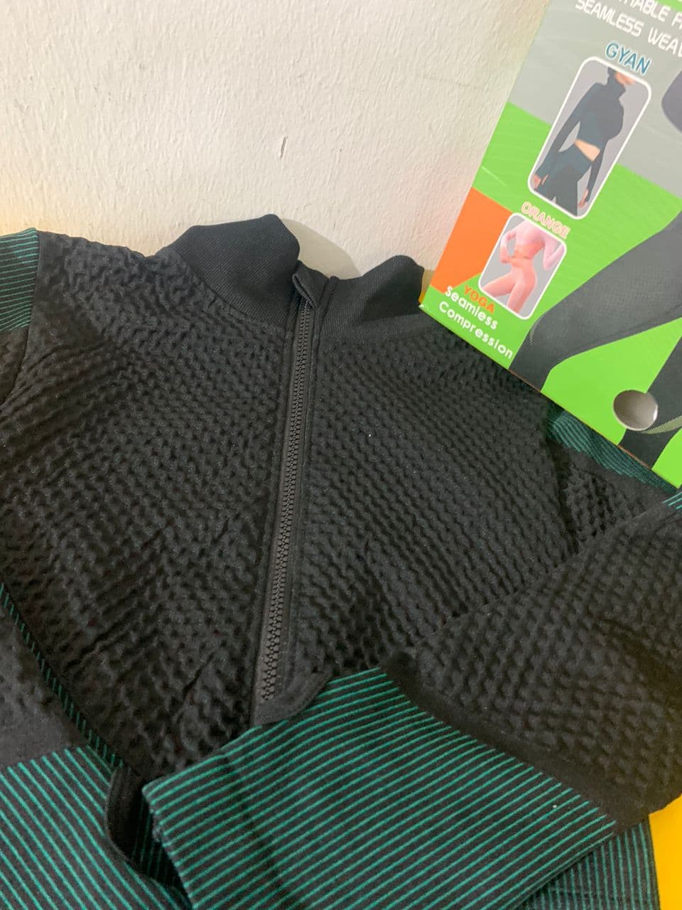 Ensembles d'entraînement pour femmes - Tenue de gymnastique sans couture à 2 pièces Vert - Divers - صورة حقيقية 7