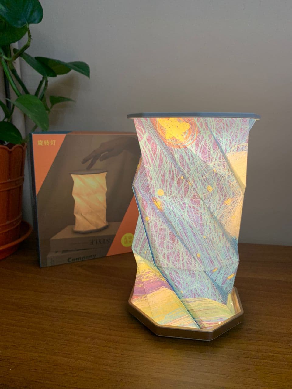 Lampe de lecture rotative portable en bois et papier Rechargeable à LED - Électronique - صورة حقيقية 10