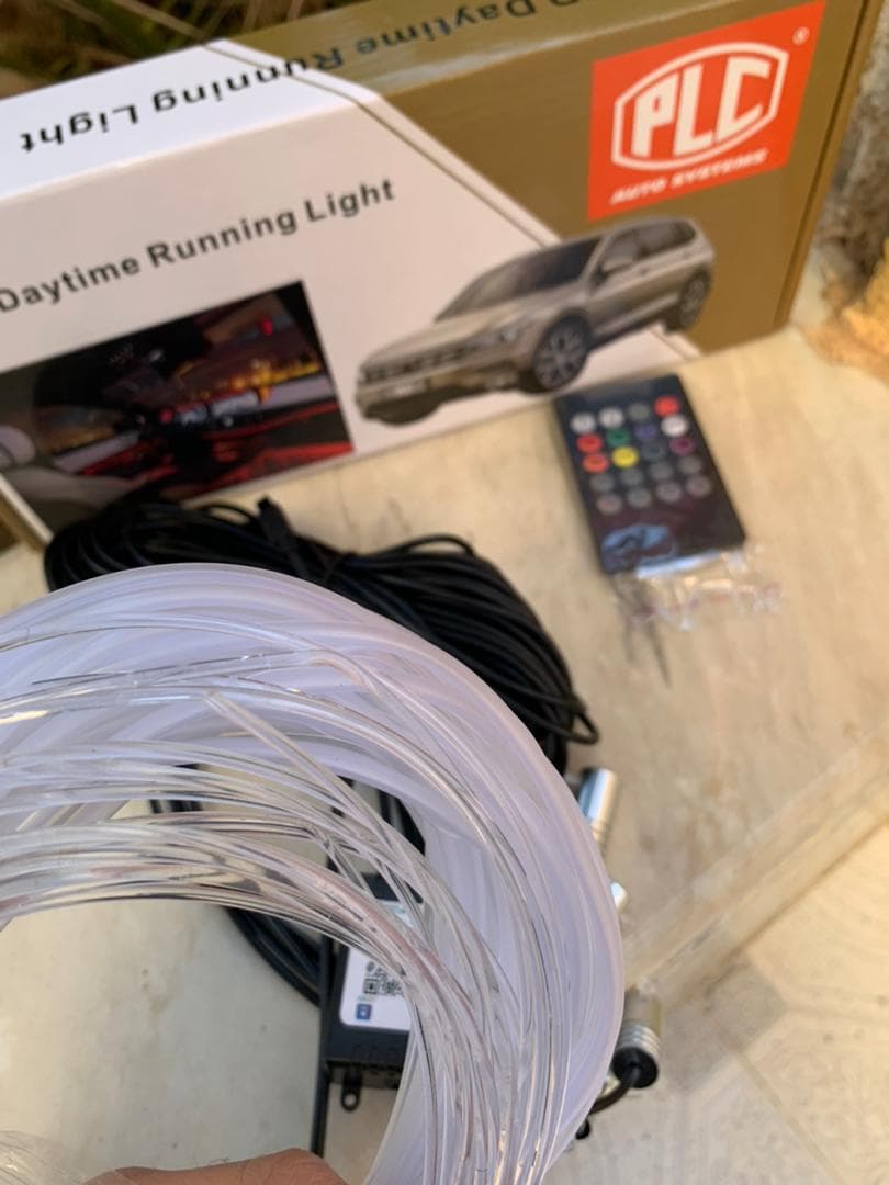 Lumière Ambiante RGB Pour l’Intérieur de Voiture avec Télécommande + APP Contrôle - Accessoires Auto/Moto - صورة حقيقية 10