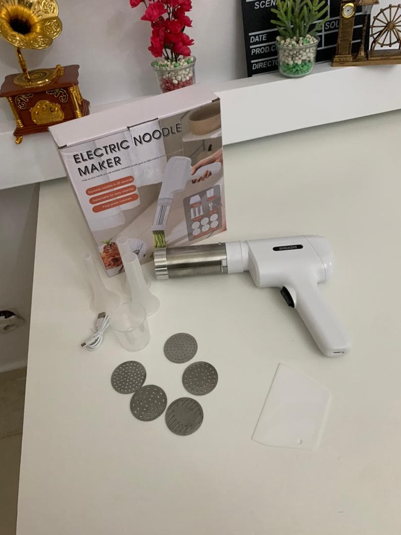 Machine à pâtes Noodle électrique portative en acier inoxydable - Cuisine - صورة حقيقية 13