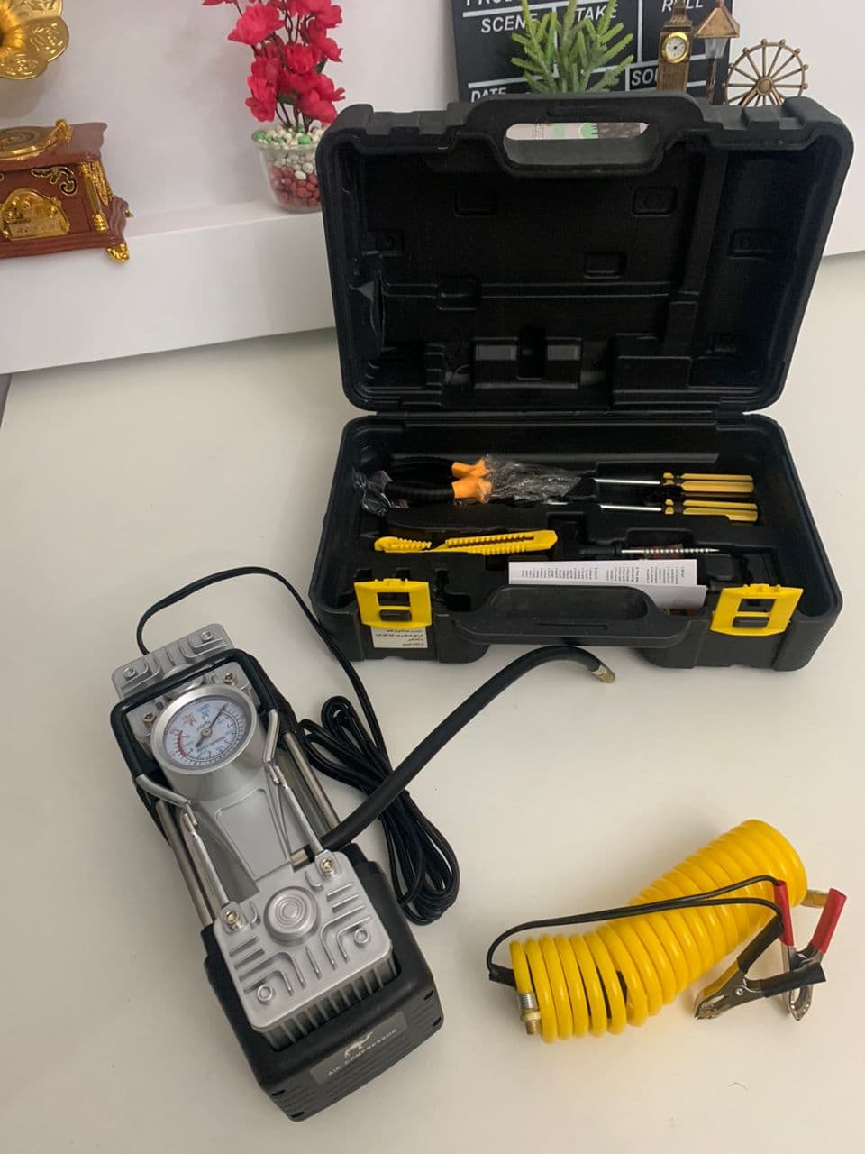 Compresseur d’Air Double Cylindre SHREESAMP avec Kit de réparation 12V -150PSI – مضخة هواء مزدوجة الأسطوانة مع أدوات التصليح - Accessoires Auto/Moto - صورة حقيقية 8