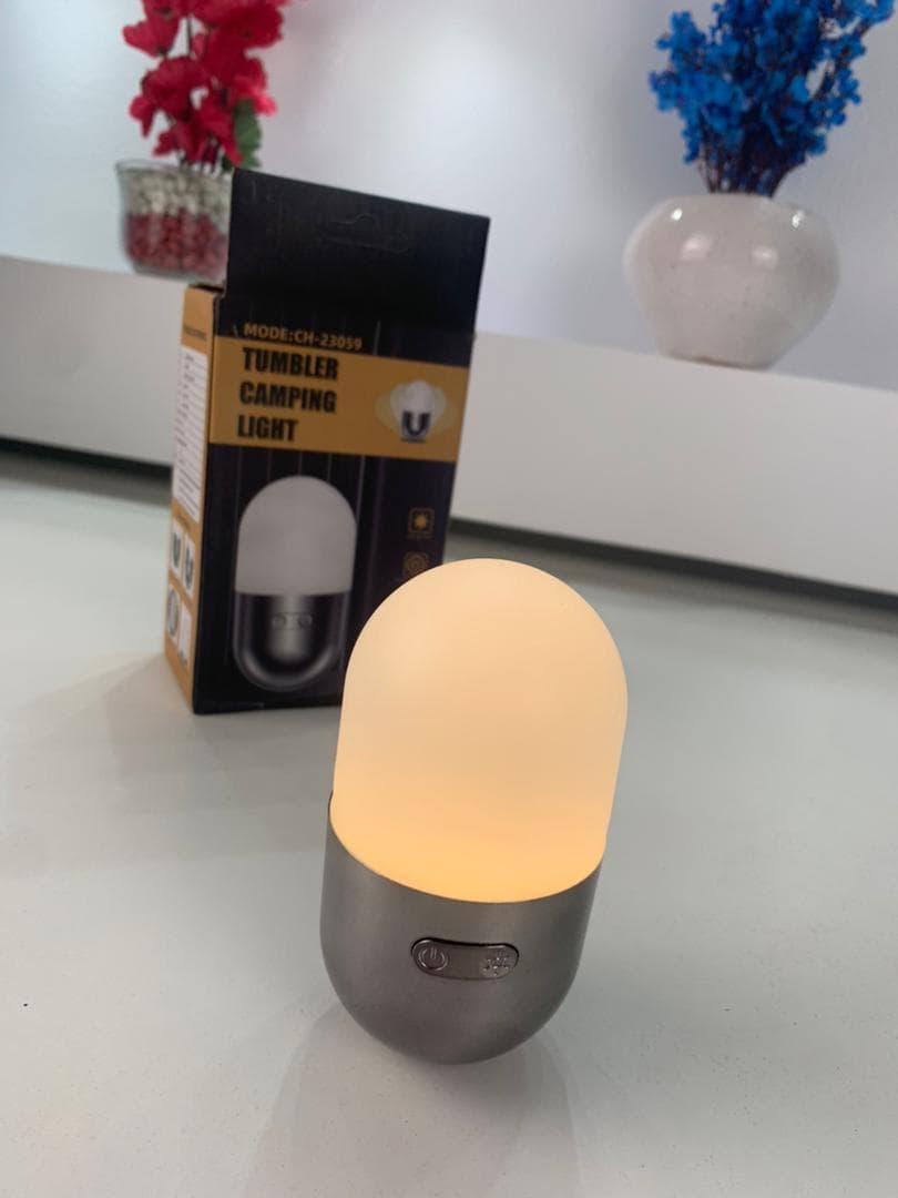 Lampe de camping rechargeable avec changement de couleur RVB – مصباح تخييم ملون - Électronique - صورة حقيقية 10