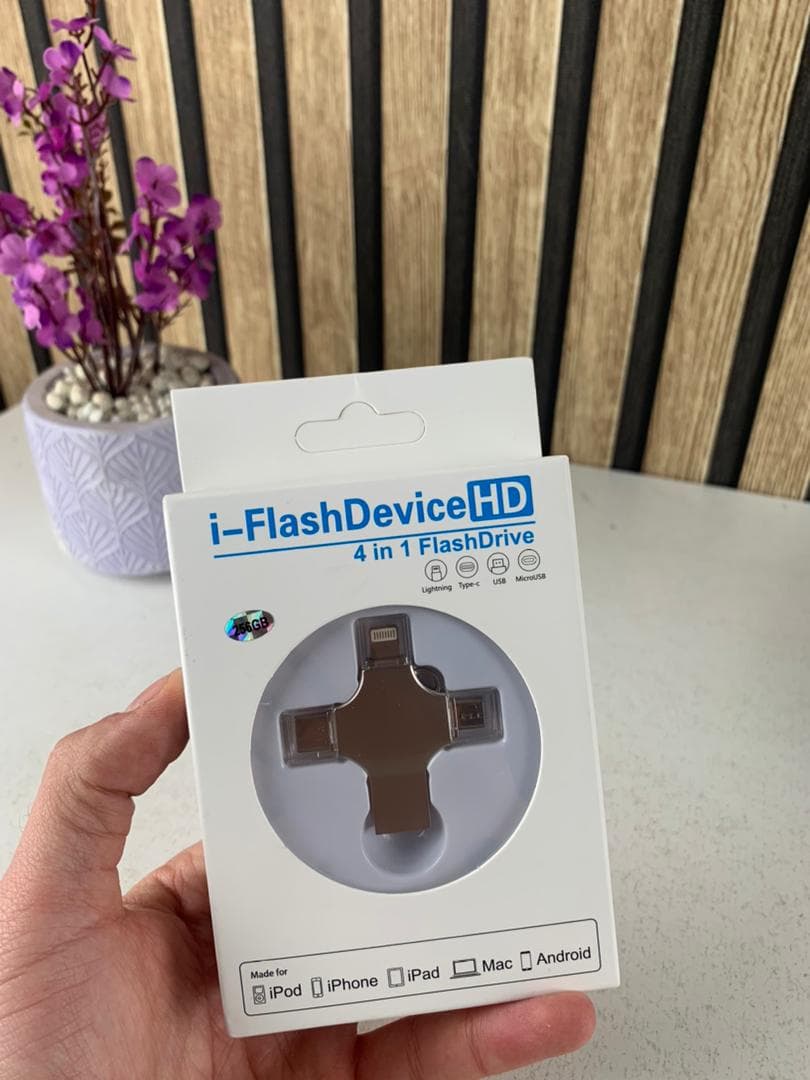Clé USB 256GB i-Flash - 4 en 1 (Lightning + Micro + USB et Type-C Ports ) - Électronique - صورة حقيقية 6