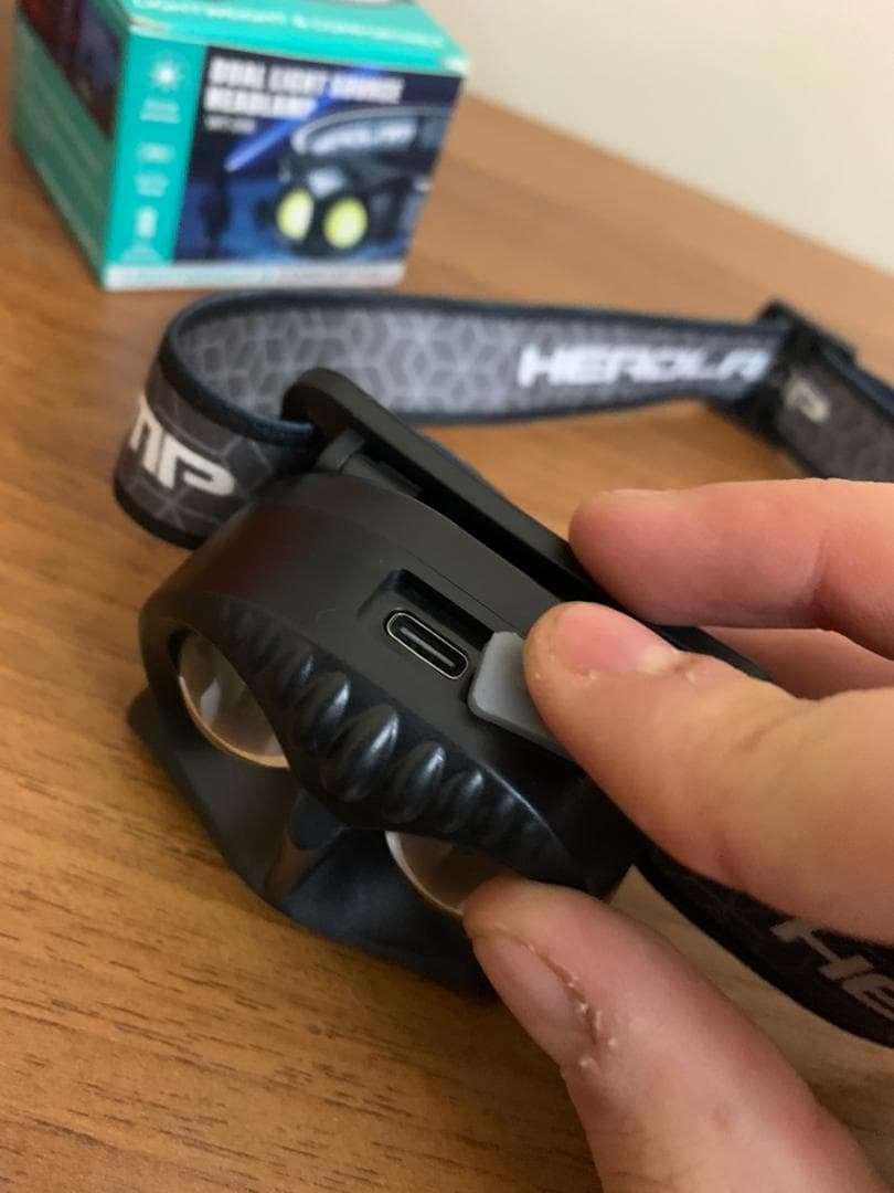Lampe frontale LED rechargeable 1500 lumens, 5 modes, étanche IPX4 – مصباح الرأس - Camping et Randonnée - صورة حقيقية 8