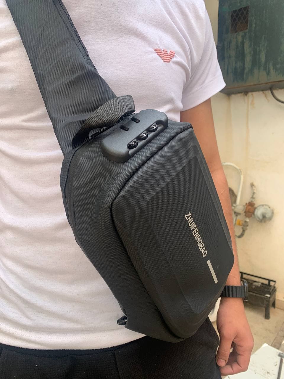 Sacoche Antivol Grande Capacité Étanche pour Hommes 2024 VS2 – حقيبة أغراض رجالية - Sac à dos et Mode - صورة حقيقية 4