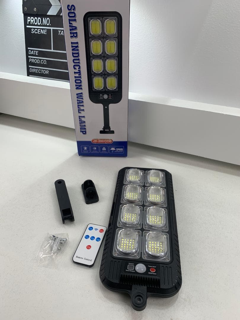 Lampadaires 200LED à énergie solaire étanche IP65 JX200 – مصباح خارجي يعمل بالطاقة الشمسية - Électronique - صورة حقيقية 8