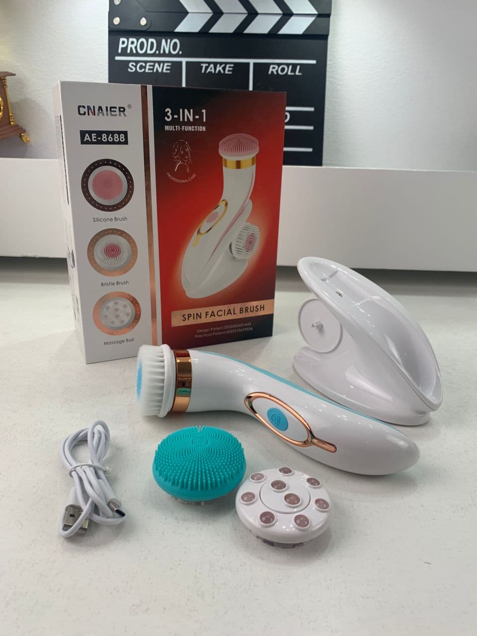 CNAIER Brosse Nettoyante Visage en Profondeur avec 3 embouts – جهاز تنظيف البشرة بعمق - Soins et Beauté - صورة حقيقية 10