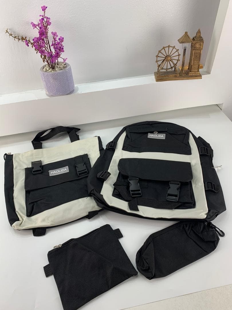 Ensemble de sacs d’école Kawai pour adolescents 4Pcs HAOLIDA V2 Noir – محفظة 4 قطع كاواي أسود - Sac à dos et Mode - صورة حقيقية 4