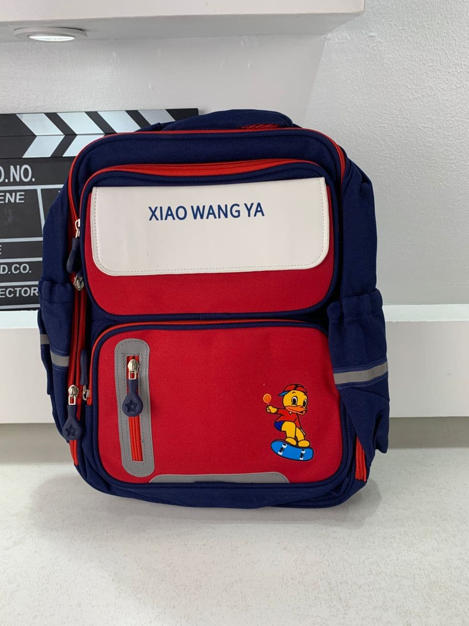 Sac à Dos Scolaire Orthopédique pour Enfants Xiao Wang Ya Bleu et rouge – محفظة مدرسية للأطفال أزرق وأحمر - Sac à dos et Mode - صورة حقيقية 4