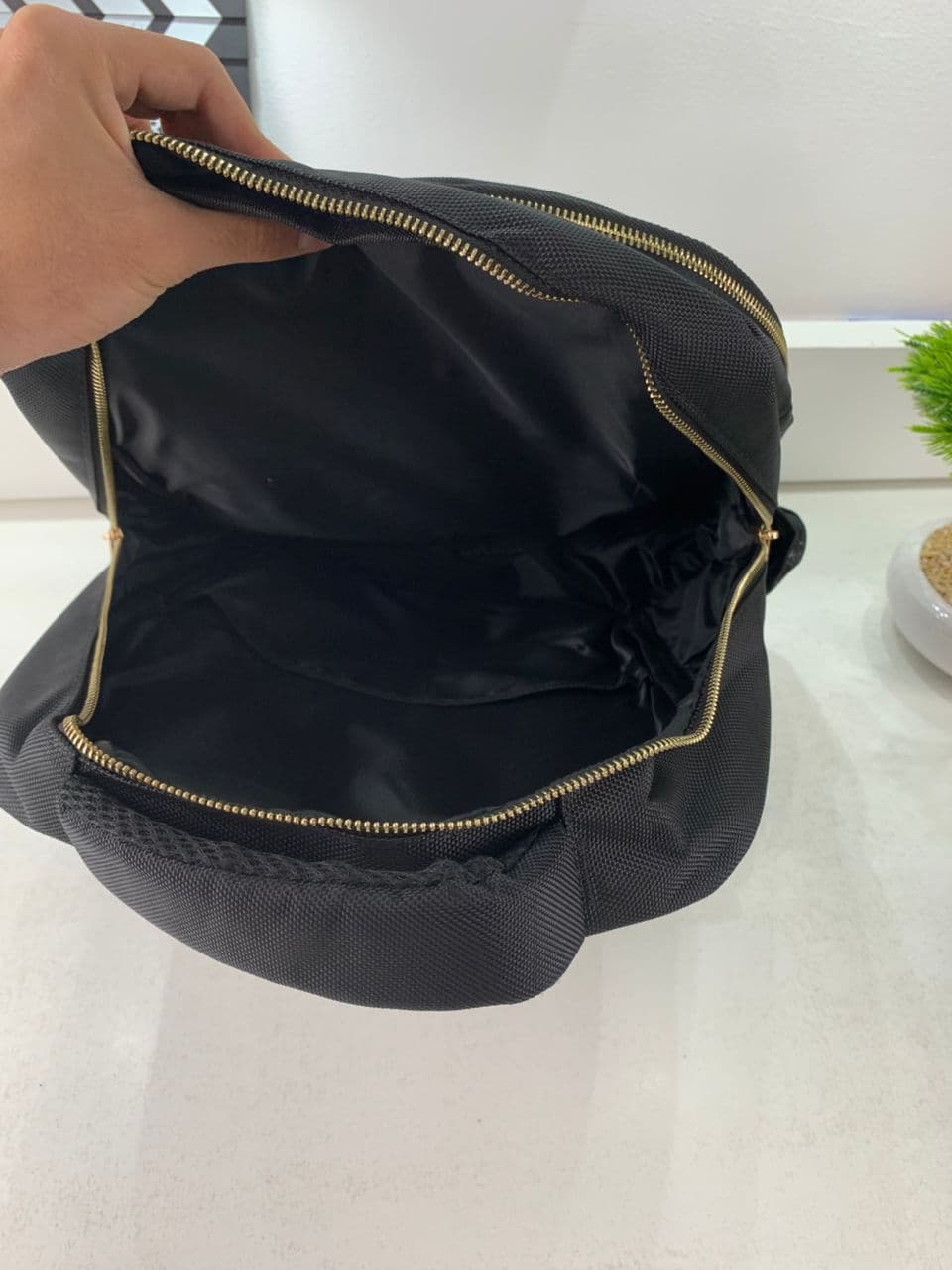 Sac à dos Coiffeur WAHL avec des Support pour Tondeuses et Outils Professionnels – حقيبة اغراض الحلاق - Divers - صورة حقيقية 11