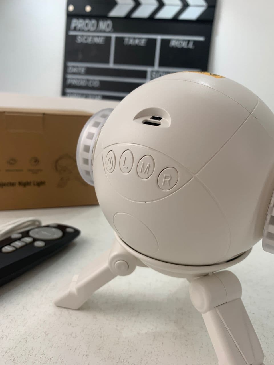 Projecteur Galaxie Astronaute éclairage étoilé réglable à 360° avec télécommande – جهاز عرض نجوم ومكبر صوت - Électronique - صورة حقيقية 9