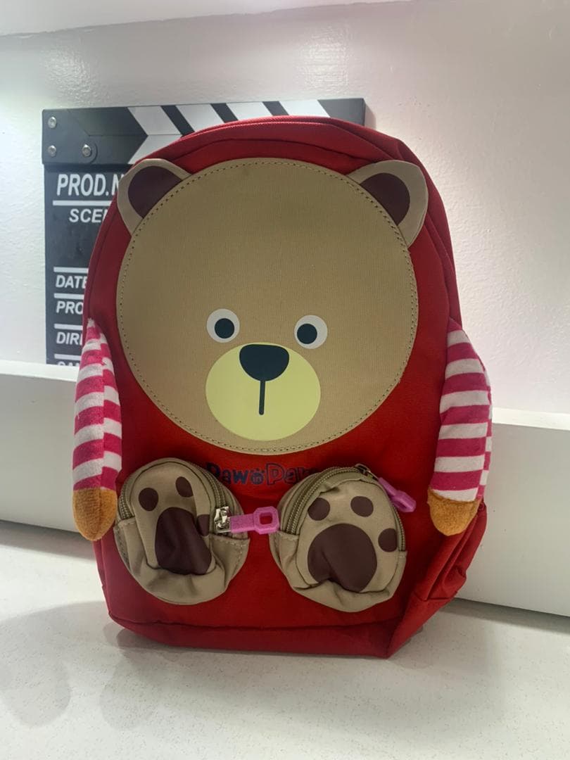 Sac à dos Mignon pour Enfants Paw Paw – Rouge – محفظة أطفال صغيرة - Back to School - صورة حقيقية 2