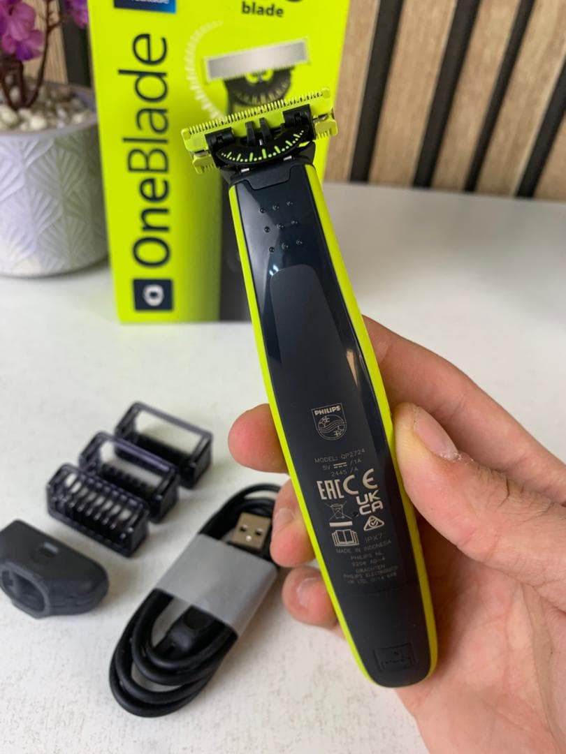 Philips OneBlade QP2427/23 Tondeuse Rechargeable Original – ماكينة حلاقة أصلية للرجال - Électronique - صورة حقيقية 11