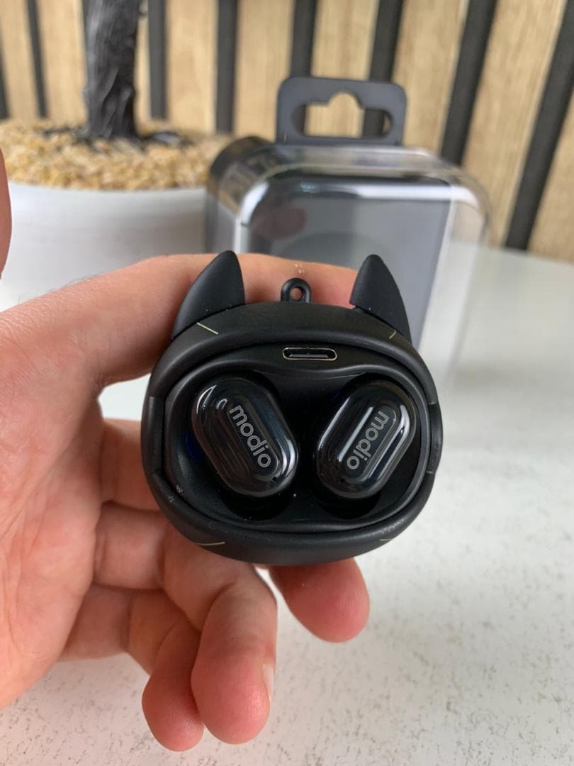 Écouteurs sans fil Modio Q12 BT5.3 avec design personnalisable et coques interchangeables – سماعات لاسلكية جودة أصلية - Électronique - صورة حقيقية 10