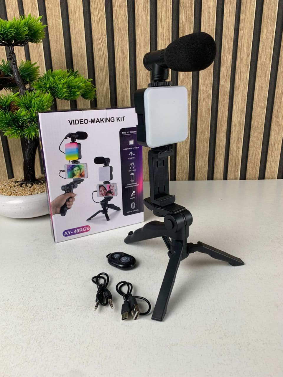 Kit de Vlogging pour smartphone et appareil photo avec microphone et LED RGB - Électronique - صورة حقيقية 9